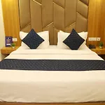 Grand Atlantiis Suite Near Delhi Igi Airport